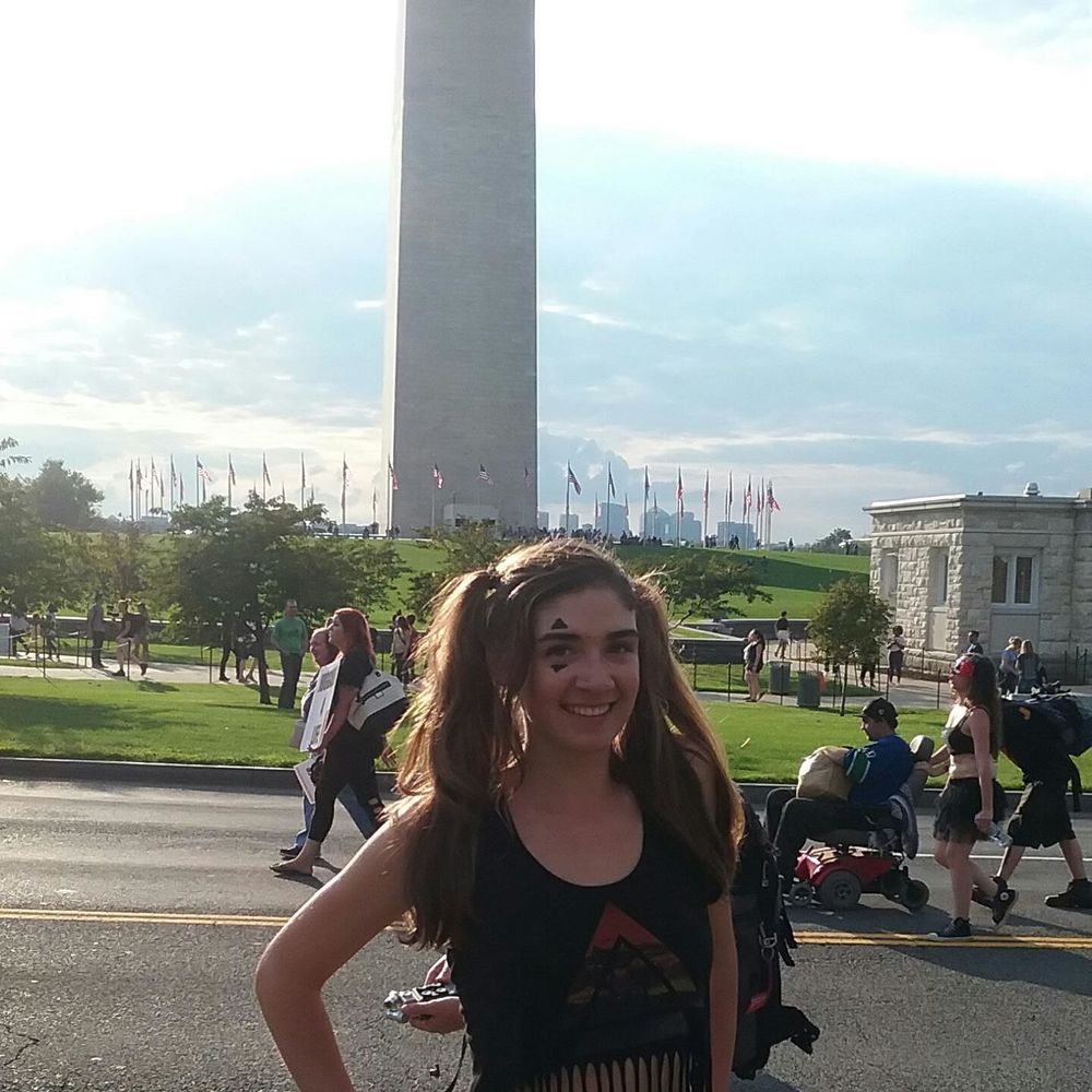 Meet your Posher, Laura